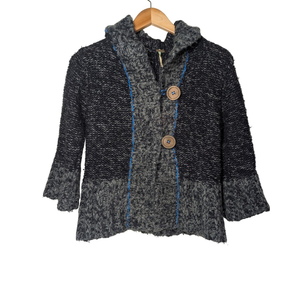 Free People Chunky Hooded Cardigan Womens S Grey Wooden Button Boho Lagenlook